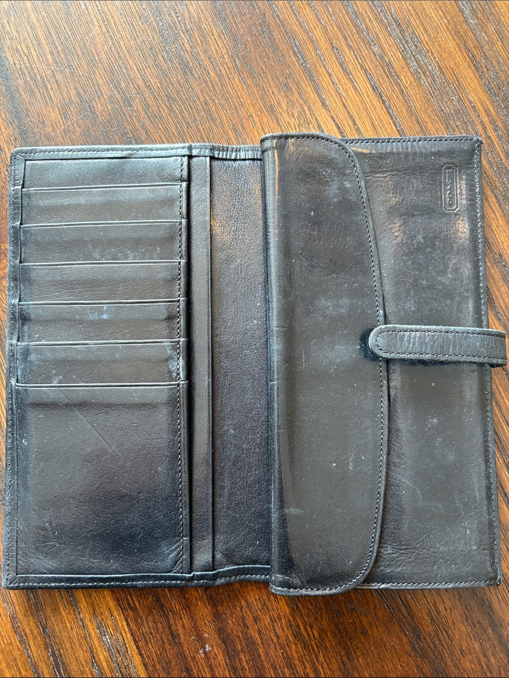 Vintage Classic Black Leather Coach Wallet - Picture 2 of 4